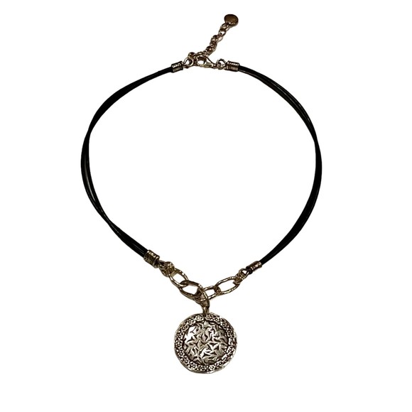 SILPADA Cutout Flower Disk Medallion Pendant Necklace Israel Sterling 925 - Picture 2 of 11